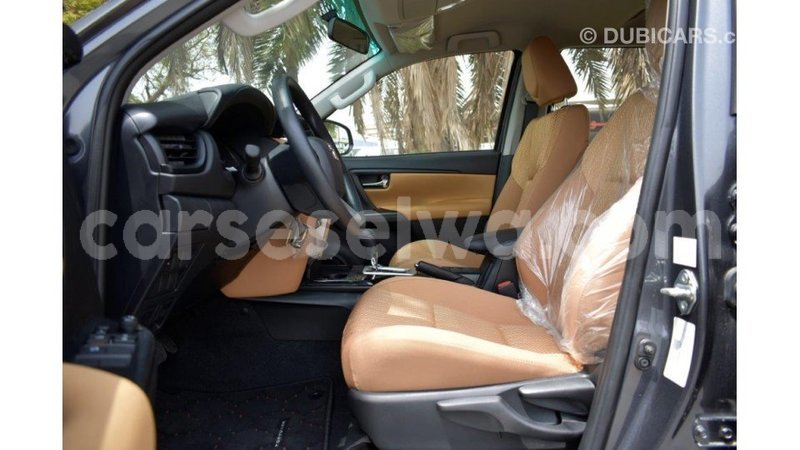 Big with watermark toyota fortuner east mah%c3%a9 import dubai 5277