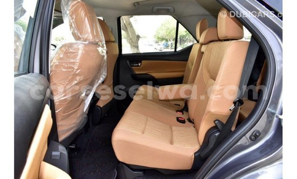 Buy Import Toyota Fortuner Other Car in Import - Dubai in East Mahé Buy Import Toyota Fortuner Other Car in Import - Dubai in East Mahé