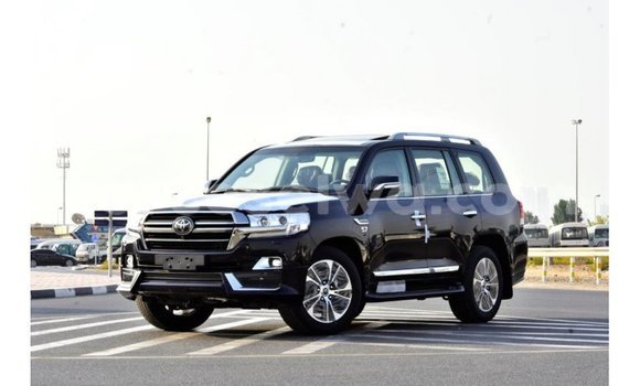 Buy Import Toyota Land Cruiser Black Car in Import - Dubai in East Mahé Buy Import Toyota Land Cruiser Black Car in Import - Dubai in East Mahé