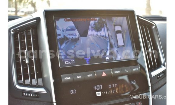 Buy Import Toyota Land Cruiser Black Car in Import - Dubai in East Mahé Buy Import Toyota Land Cruiser Black Car in Import - Dubai in East Mahé
