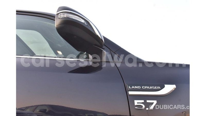Big with watermark toyota land cruiser east mah%c3%a9 import dubai 5278