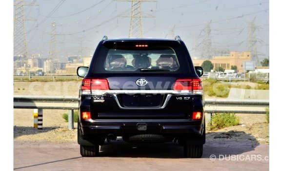 Buy Import Toyota Land Cruiser Black Car in Import - Dubai in East Mahé Buy Import Toyota Land Cruiser Black Car in Import - Dubai in East Mahé