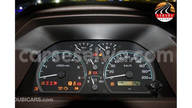 Big with watermark toyota land cruiser east mah%c3%a9 import dubai 5280