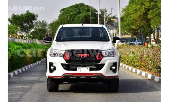 Buy Import Toyota Hilux White Car in Import - Dubai in East Mahé Buy Import Toyota Hilux White Car in Import - Dubai in East Mahé