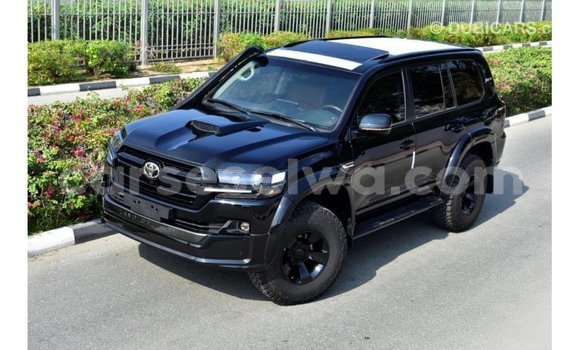 Buy Import Toyota Land Cruiser Black Car in Import - Dubai in East Mahé Buy Import Toyota Land Cruiser Black Car in Import - Dubai in East Mahé