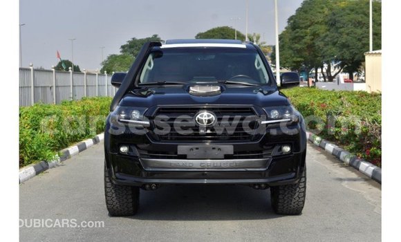 Buy Import Toyota Land Cruiser Black Car in Import - Dubai in East Mahé Buy Import Toyota Land Cruiser Black Car in Import - Dubai in East Mahé