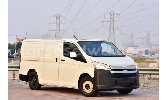 Buy Import Toyota Hiace White Car in Import - Dubai in East Mahé Buy Import Toyota Hiace White Car in Import - Dubai in East Mahé
