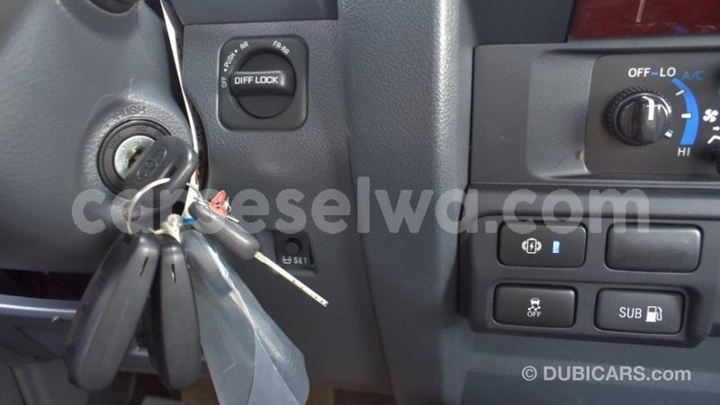 Big with watermark toyota land cruiser east mah%c3%a9 import dubai 5286