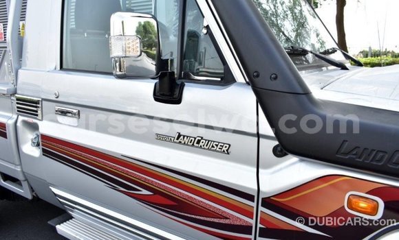 Buy Import Toyota Land Cruiser Other Car in Import - Dubai in East Mahé Buy Import Toyota Land Cruiser Other Car in Import - Dubai in East Mahé