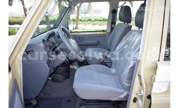 Buy Import Toyota Land Cruiser Beige Car in Import - Dubai in East Mahé Buy Import Toyota Land Cruiser Beige Car in Import - Dubai in East Mahé
