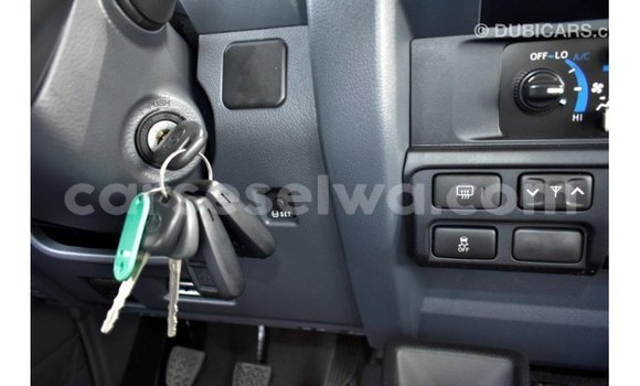 Buy Import Toyota Land Cruiser Beige Car in Import - Dubai in East Mahé Buy Import Toyota Land Cruiser Beige Car in Import - Dubai in East Mahé