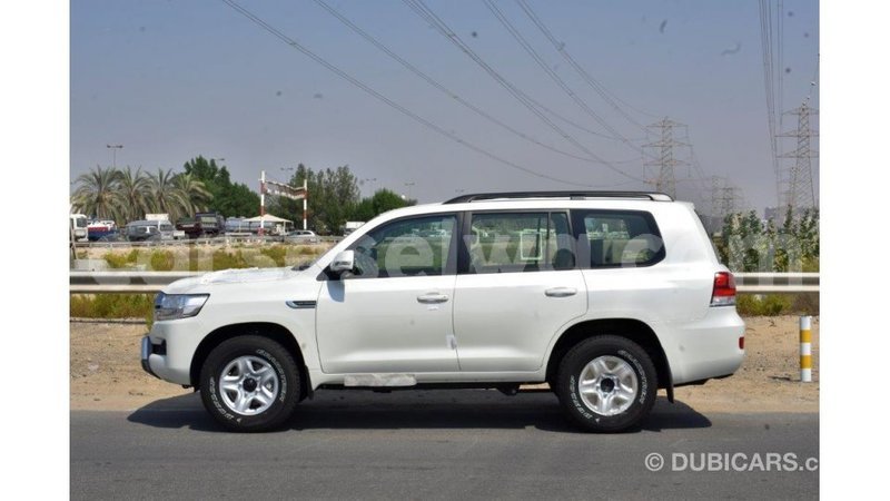Big with watermark toyota land cruiser east mah%c3%a9 import dubai 5288