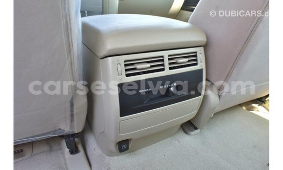 Buy Import Toyota Land Cruiser White Car in Import - Dubai in East Mahé Buy Import Toyota Land Cruiser White Car in Import - Dubai in East Mahé