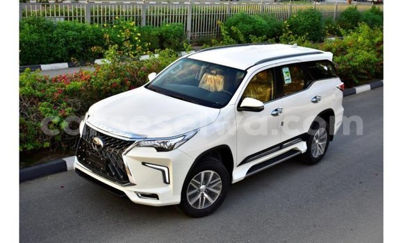 Buy Import Toyota Fortuner White Car in Import - Dubai in East Mahé Buy Import Toyota Fortuner White Car in Import - Dubai in East Mahé