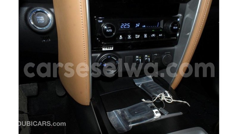 Big with watermark toyota fortuner east mah%c3%a9 import dubai 5289