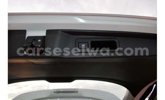 Buy Import Toyota Fortuner White Car in Import - Dubai in East Mahé Buy Import Toyota Fortuner White Car in Import - Dubai in East Mahé