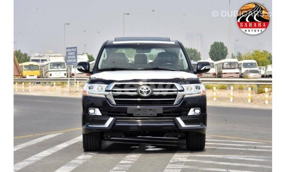 Buy Import Toyota Land Cruiser Black Car in Import - Dubai in East Mahé Buy Import Toyota Land Cruiser Black Car in Import - Dubai in East Mahé