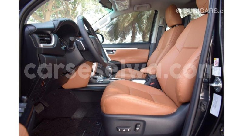 Big with watermark toyota fortuner east mah%c3%a9 import dubai 5291