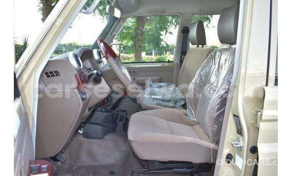 Buy Import Toyota Land Cruiser Beige Car in Import - Dubai in East Mahé Buy Import Toyota Land Cruiser Beige Car in Import - Dubai in East Mahé