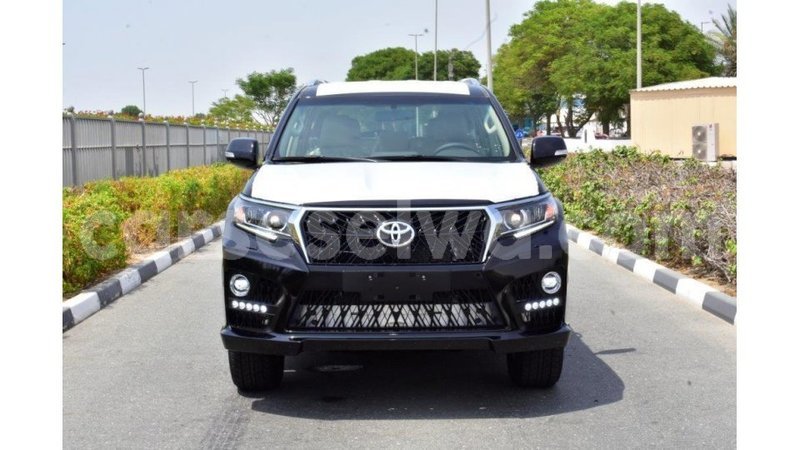 Big with watermark toyota prado east mah%c3%a9 import dubai 5294