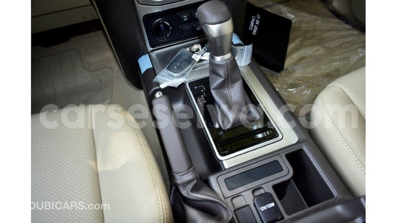 Big with watermark toyota prado east mah%c3%a9 import dubai 5294