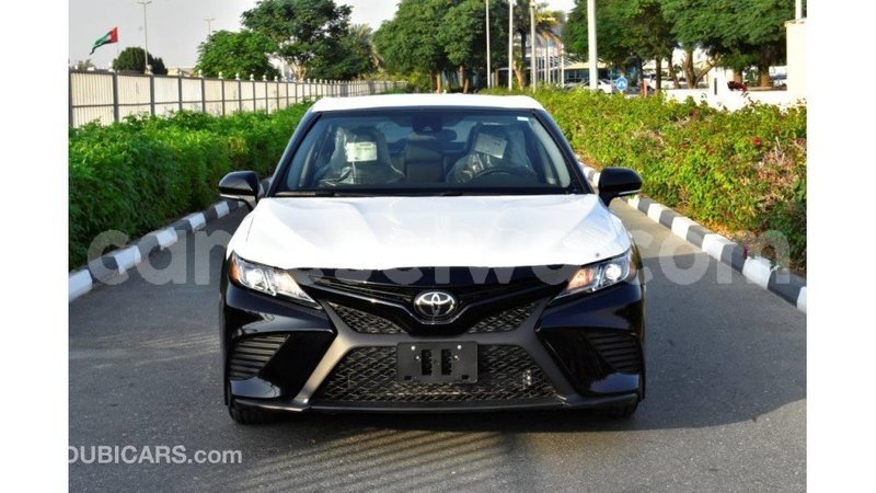 Big with watermark toyota camry east mah%c3%a9 import dubai 5295
