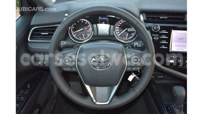 Big with watermark toyota camry east mah%c3%a9 import dubai 5295