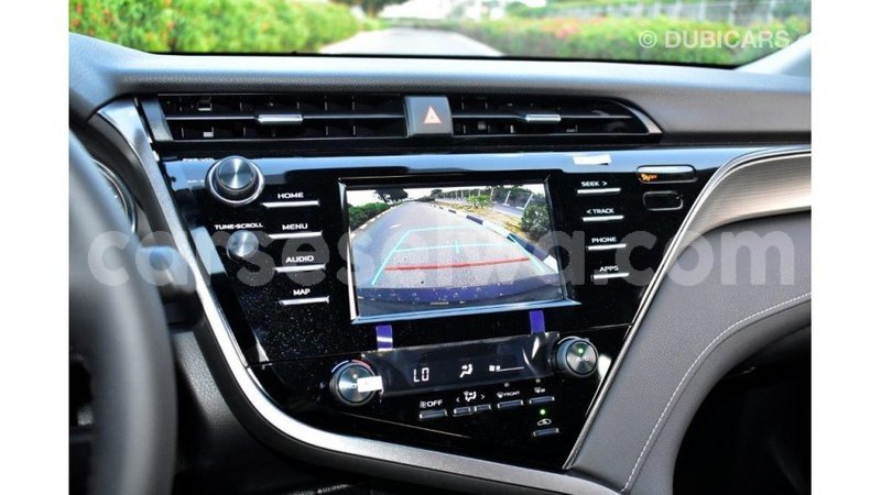 Big with watermark toyota camry east mah%c3%a9 import dubai 5295