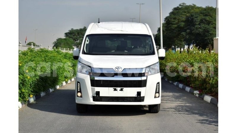 Big with watermark toyota hiace east mah%c3%a9 import dubai 5297