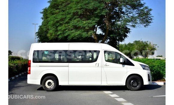 Buy Import Toyota Hiace White Car in Import - Dubai in East Mahé Buy Import Toyota Hiace White Car in Import - Dubai in East Mahé