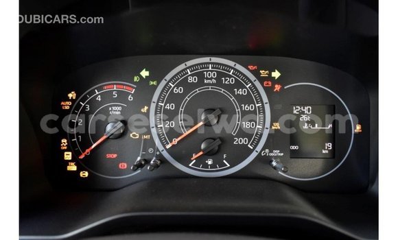 Buy Import Toyota Hiace White Car in Import - Dubai in East Mahé Buy Import Toyota Hiace White Car in Import - Dubai in East Mahé