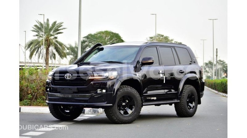 Big with watermark toyota land cruiser east mah%c3%a9 import dubai 5298