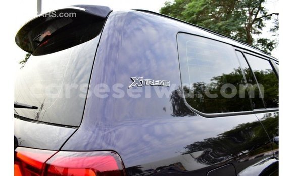 Buy Import Toyota Land Cruiser Black Car in Import - Dubai in East Mahé Buy Import Toyota Land Cruiser Black Car in Import - Dubai in East Mahé