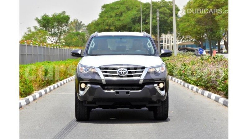 Big with watermark toyota fortuner east mah%c3%a9 import dubai 5299