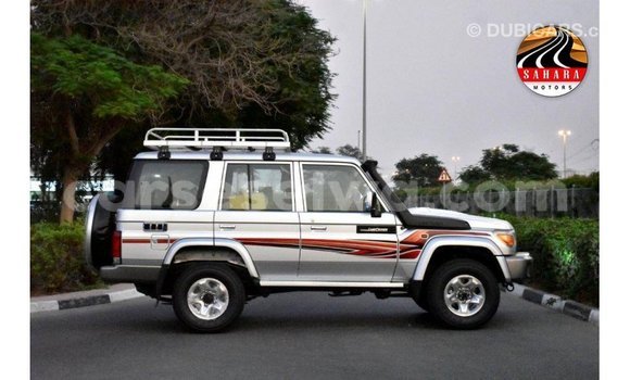 Buy Import Toyota Land Cruiser Other Car in Import - Dubai in East Mahé Buy Import Toyota Land Cruiser Other Car in Import - Dubai in East Mahé