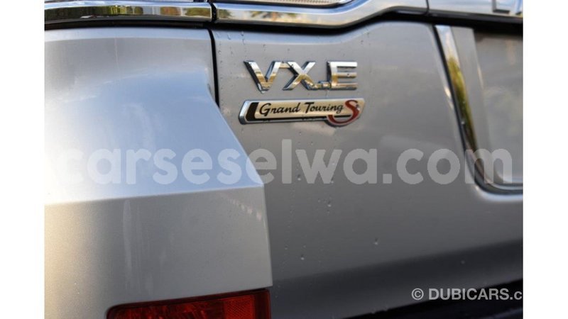 Big with watermark toyota land cruiser east mah%c3%a9 import dubai 5301