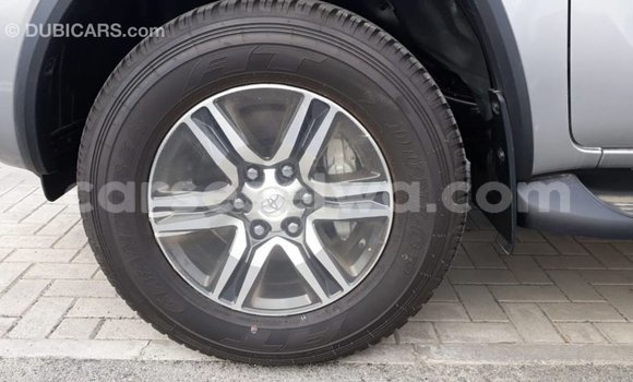 Acheter Import Voiture Toyota Fortuner Autre à Import - Dubai, East Mahé Acheter Import Voiture Toyota Fortuner Autre à Import - Dubai, East Mahé