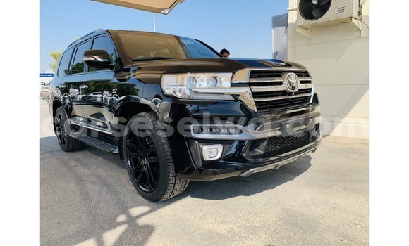 Buy Import Toyota Land Cruiser Black Car in Import - Dubai in East Mahé Buy Import Toyota Land Cruiser Black Car in Import - Dubai in East Mahé