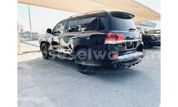 Buy Import Toyota Land Cruiser Black Car in Import - Dubai in East Mahé Buy Import Toyota Land Cruiser Black Car in Import - Dubai in East Mahé