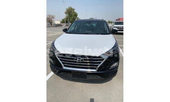 Buy Import Hyundai Tucson Black Car in Import - Dubai in East Mahé Buy Import Hyundai Tucson Black Car in Import - Dubai in East Mahé