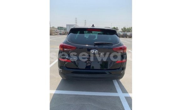 Buy Import Hyundai Tucson Black Car in Import - Dubai in East Mahé Buy Import Hyundai Tucson Black Car in Import - Dubai in East Mahé