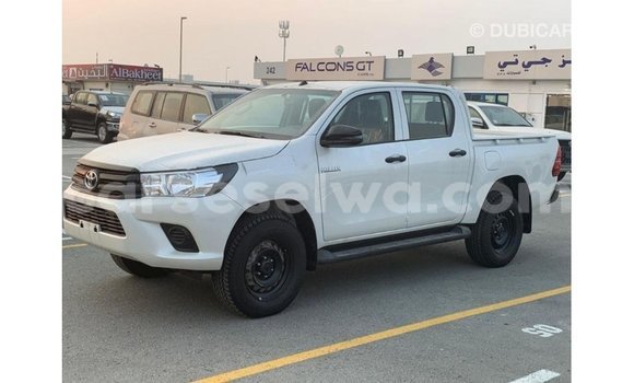 Buy Import Toyota Hilux White Car in Import - Dubai in East Mahé Buy Import Toyota Hilux White Car in Import - Dubai in East Mahé