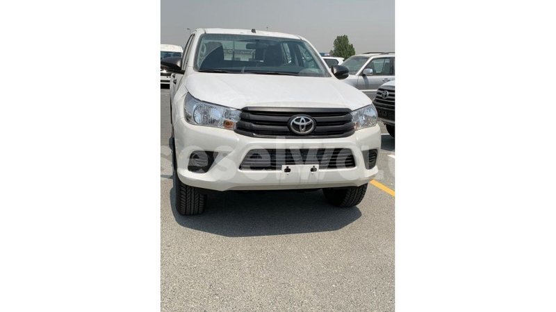 Big with watermark toyota hilux east mah%c3%a9 import dubai 5323