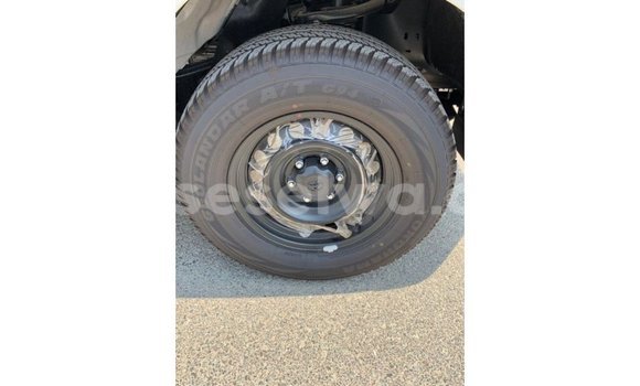 Buy Import Toyota Hilux White Car in Import - Dubai in East Mahé Buy Import Toyota Hilux White Car in Import - Dubai in East Mahé