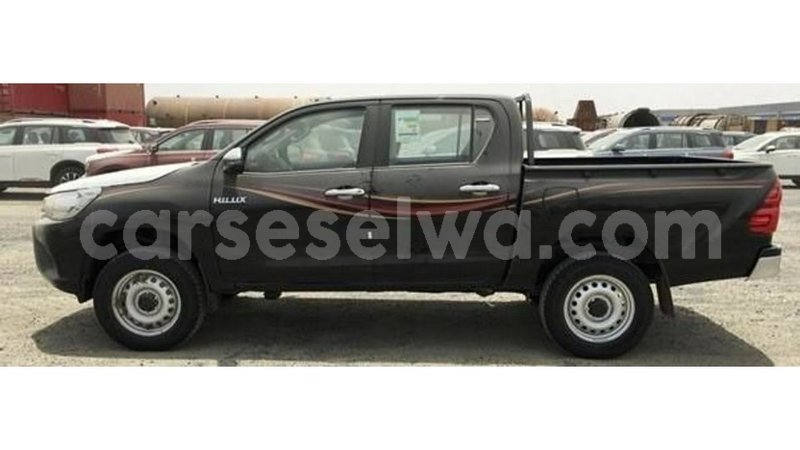 Big with watermark toyota hilux east mah%c3%a9 import dubai 5326