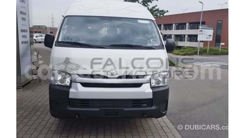 Big with watermark toyota hiace east mah%c3%a9 import dubai 5330