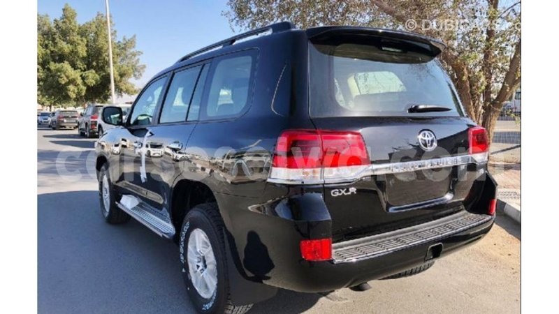 Big with watermark toyota land cruiser east mah%c3%a9 import dubai 5331
