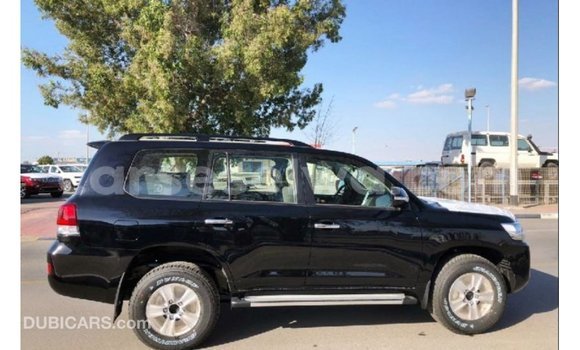 Buy Import Toyota Land Cruiser Black Car in Import - Dubai in East Mahé Buy Import Toyota Land Cruiser Black Car in Import - Dubai in East Mahé