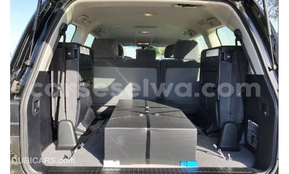 Buy Import Toyota Land Cruiser Black Car in Import - Dubai in East Mahé Buy Import Toyota Land Cruiser Black Car in Import - Dubai in East Mahé