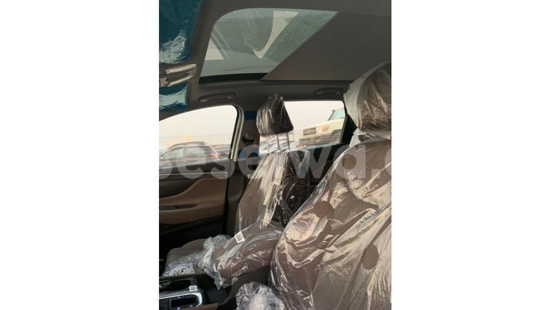Big with watermark hyundai santa fe east mah%c3%a9 import dubai 5332